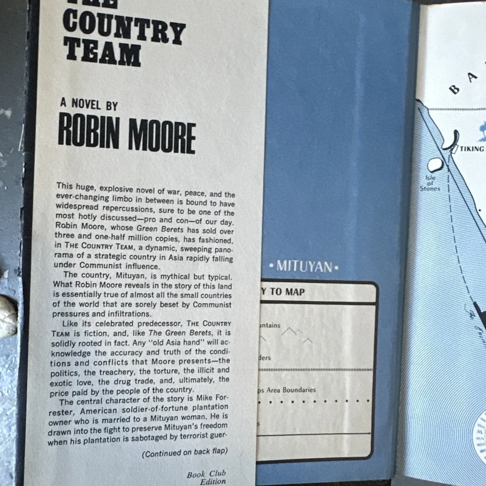 THE COUNTRY TEAM by Robin Moore 1967 Crown‎ Publishers hardcover
